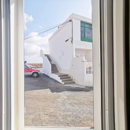 The Perejil House In Famara Apartment *