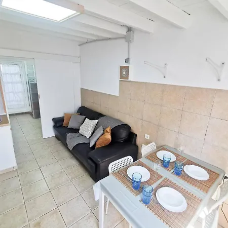 Apartment The Perejil House In Famara *